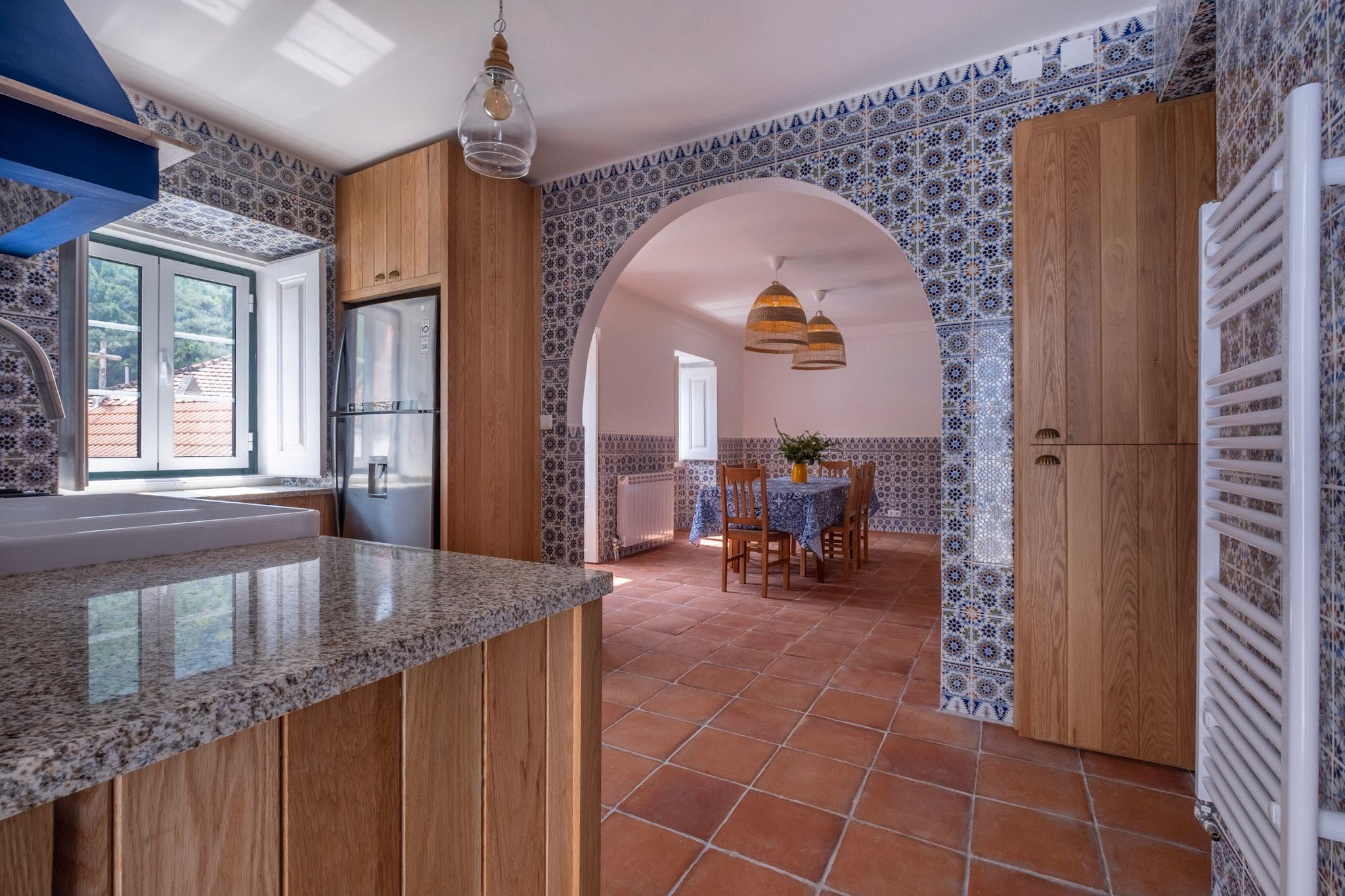 Casa T4 em estilo fazenda com anexo separado para alugar em Benfeita