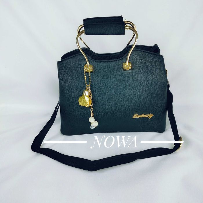 Nowa damska czarna torebka do ręki i na ramię