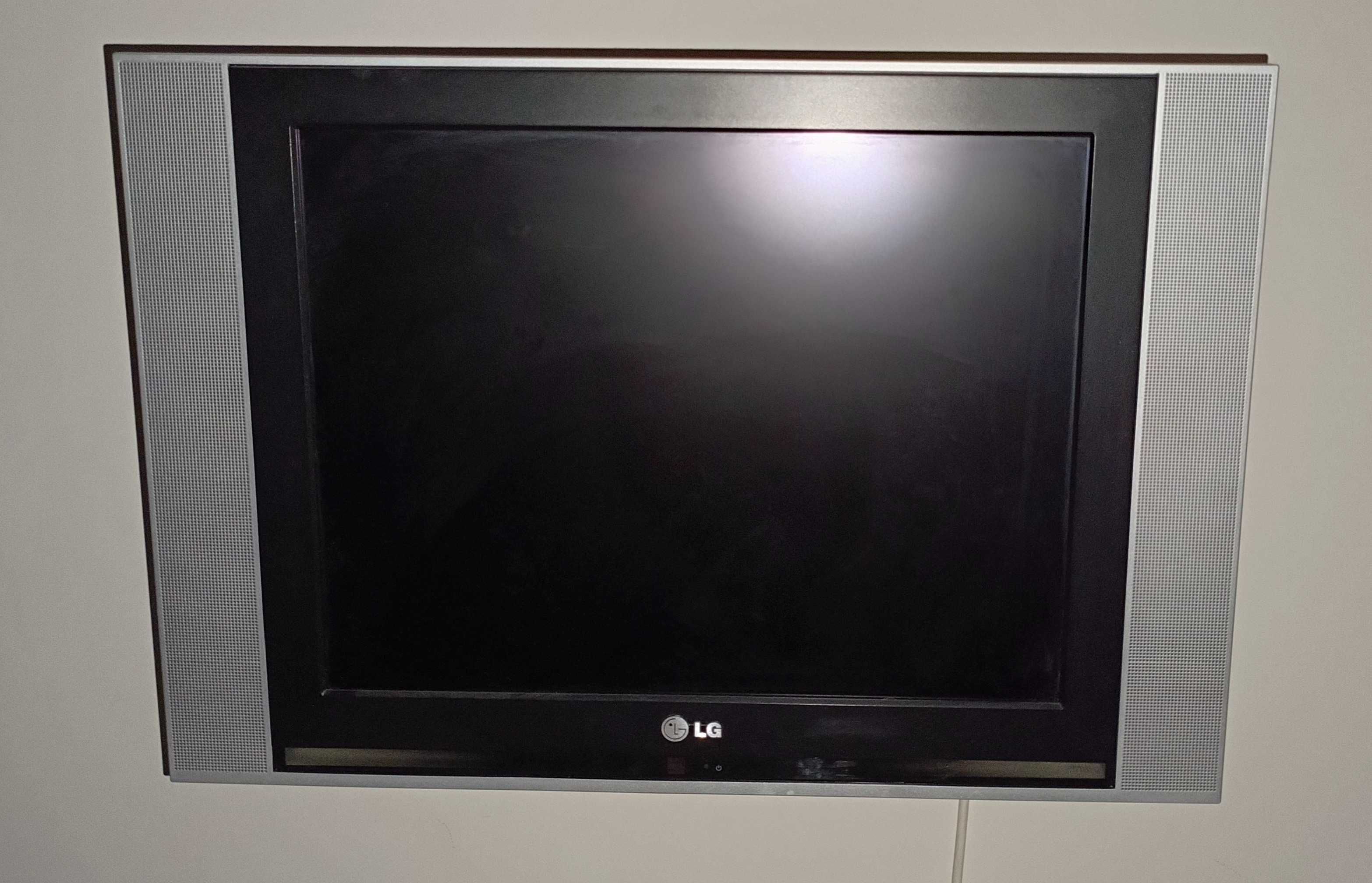 Telewizor LCD LG 20 cali