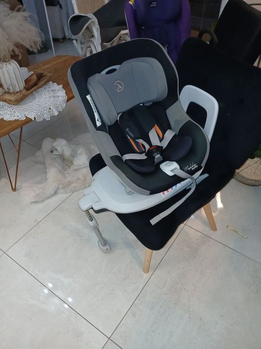 Fotelik samochodowy obrotowy colleto mokka