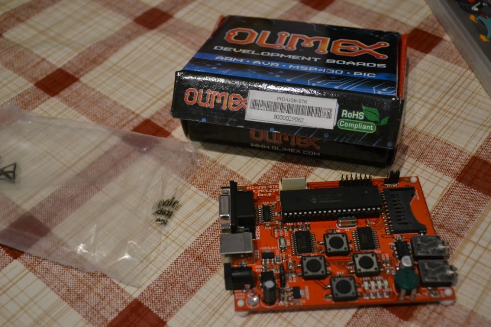 PIC-USB-STK Placa desenvolvimento PIC18F4550