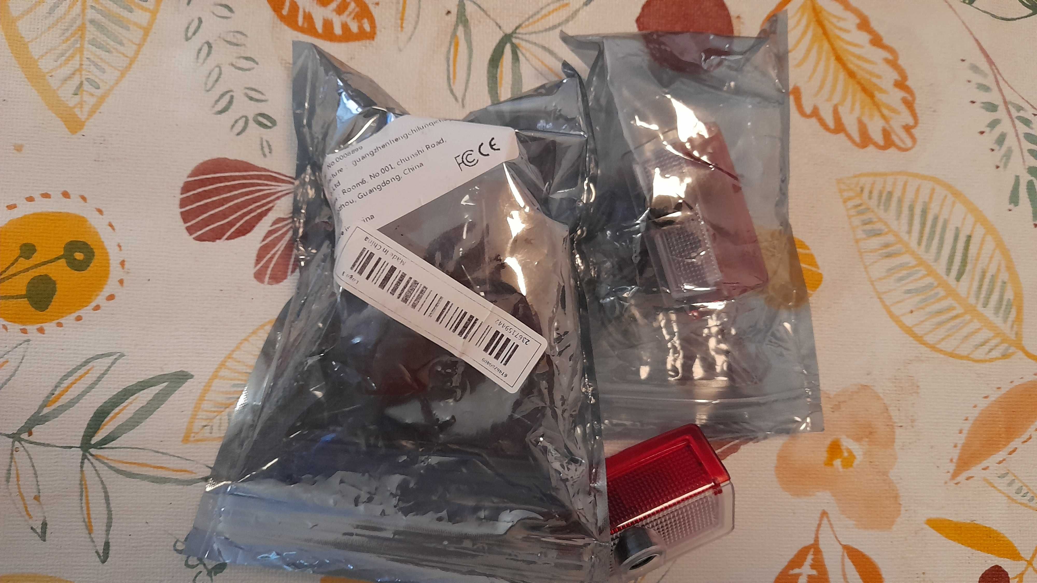 Kit 4 Luzes para Portas com Simbolo Mercedes para Classe A