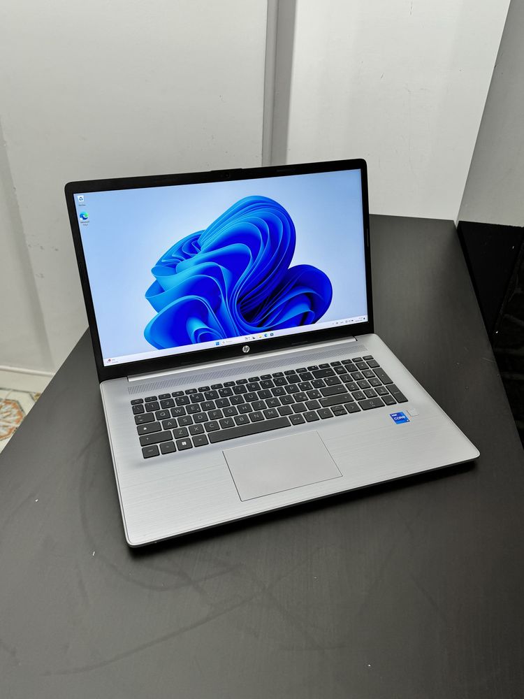 Hp 470 G9; I7-12gen