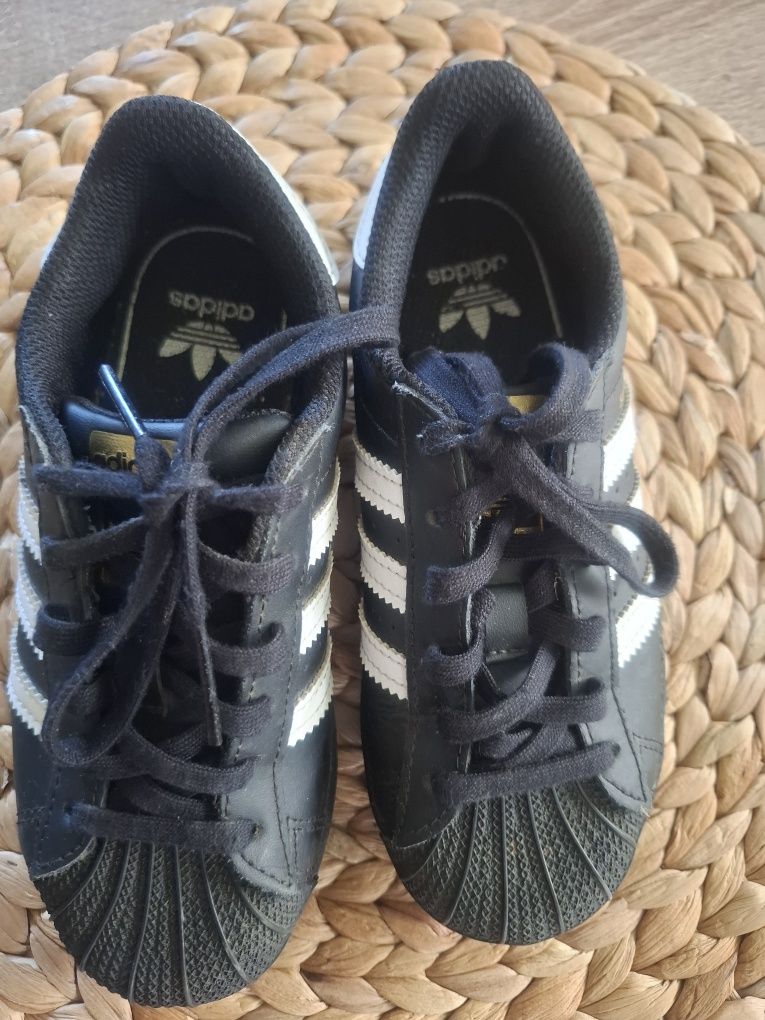 Adidas Superstar