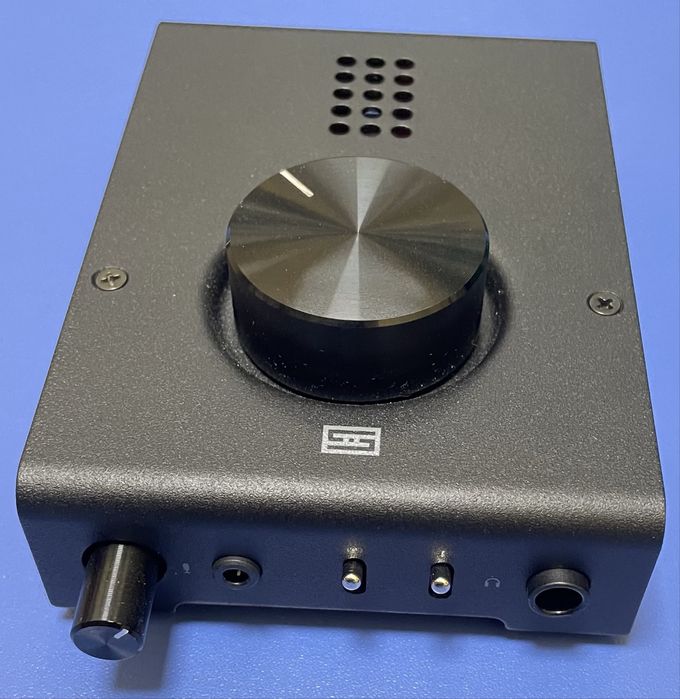 ЦАП/підсилювач для навушників Schiit Hel 2E