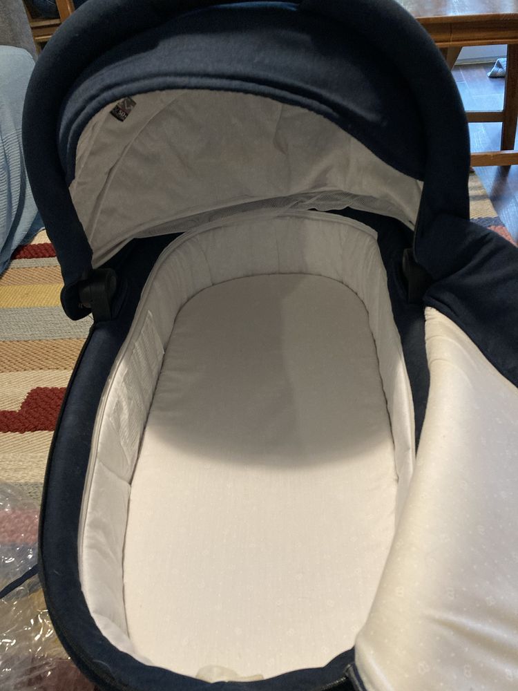 Wozek Baby Design Husky 2019 (gondola + spacerowka)