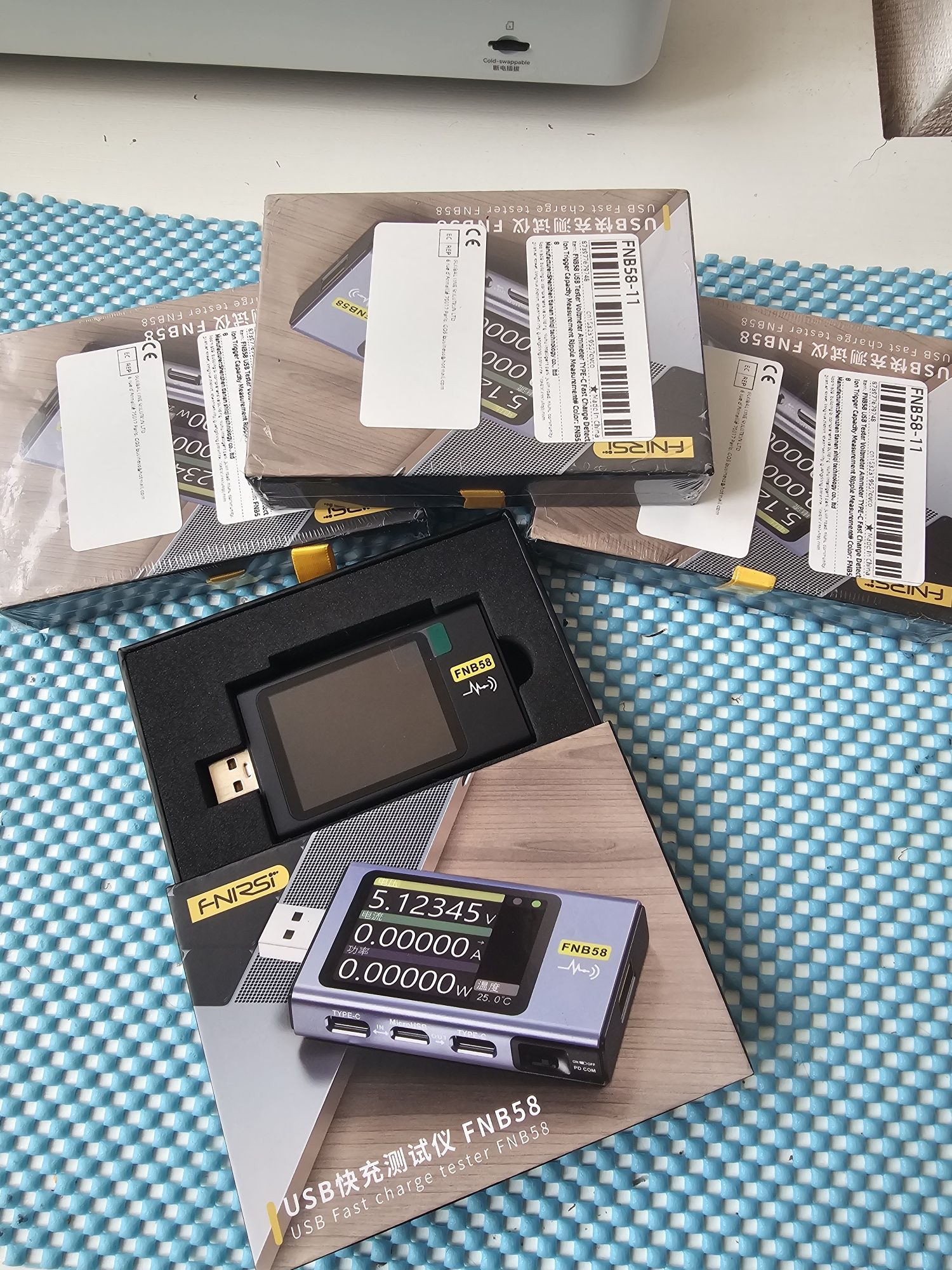 USB tester Fnirsi FNB58