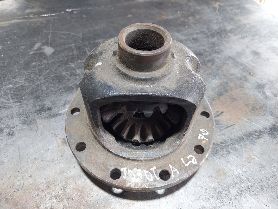 Kosz satelit satelity przedni  most toyota land cruiser j7 lj70 lc70