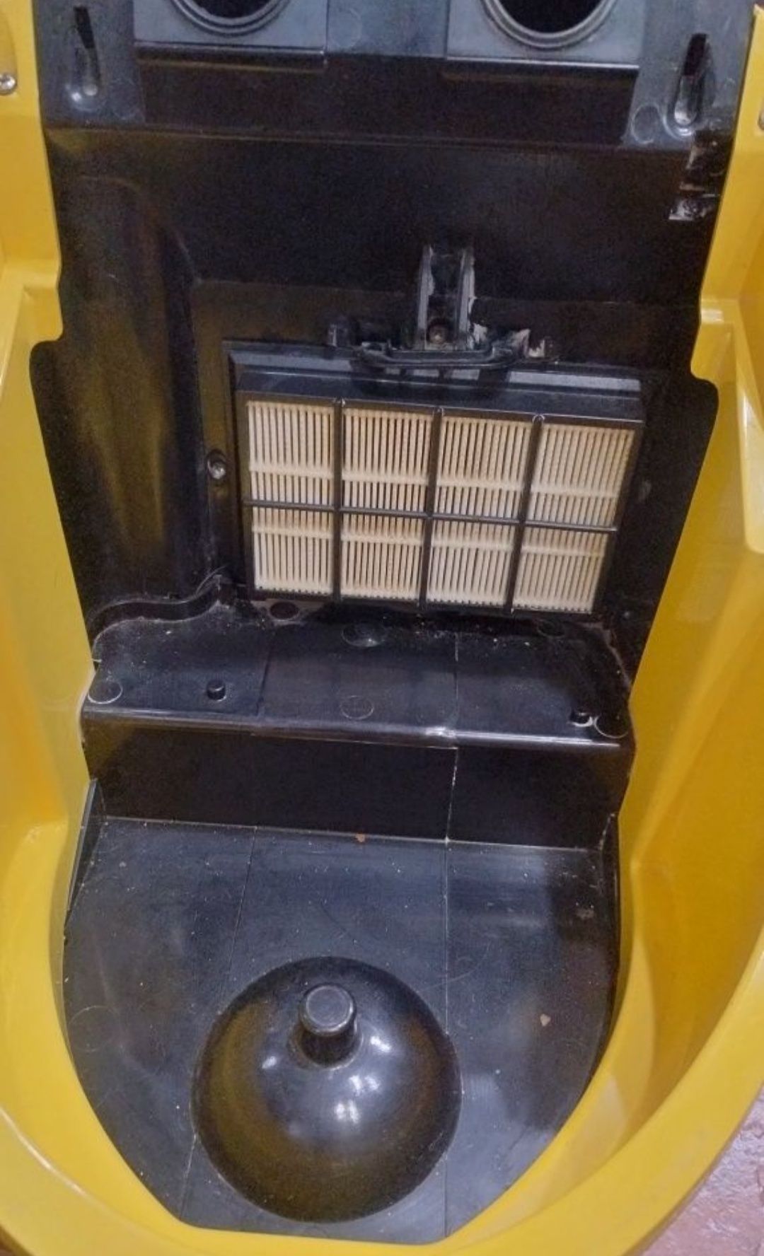 Паропылесос Karcher 1802,хорошее рабочее состояние.