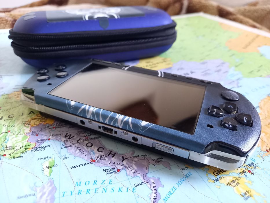 Konsola Sony psp 3004 (3000) slim final fantasy 64gb ponad 100 gier