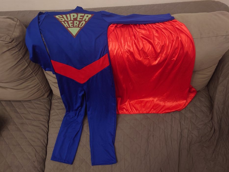 Strój super bohatera 5-6 lat