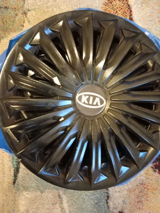 Sprzedam opony uzywane Plus nowe kolpaki