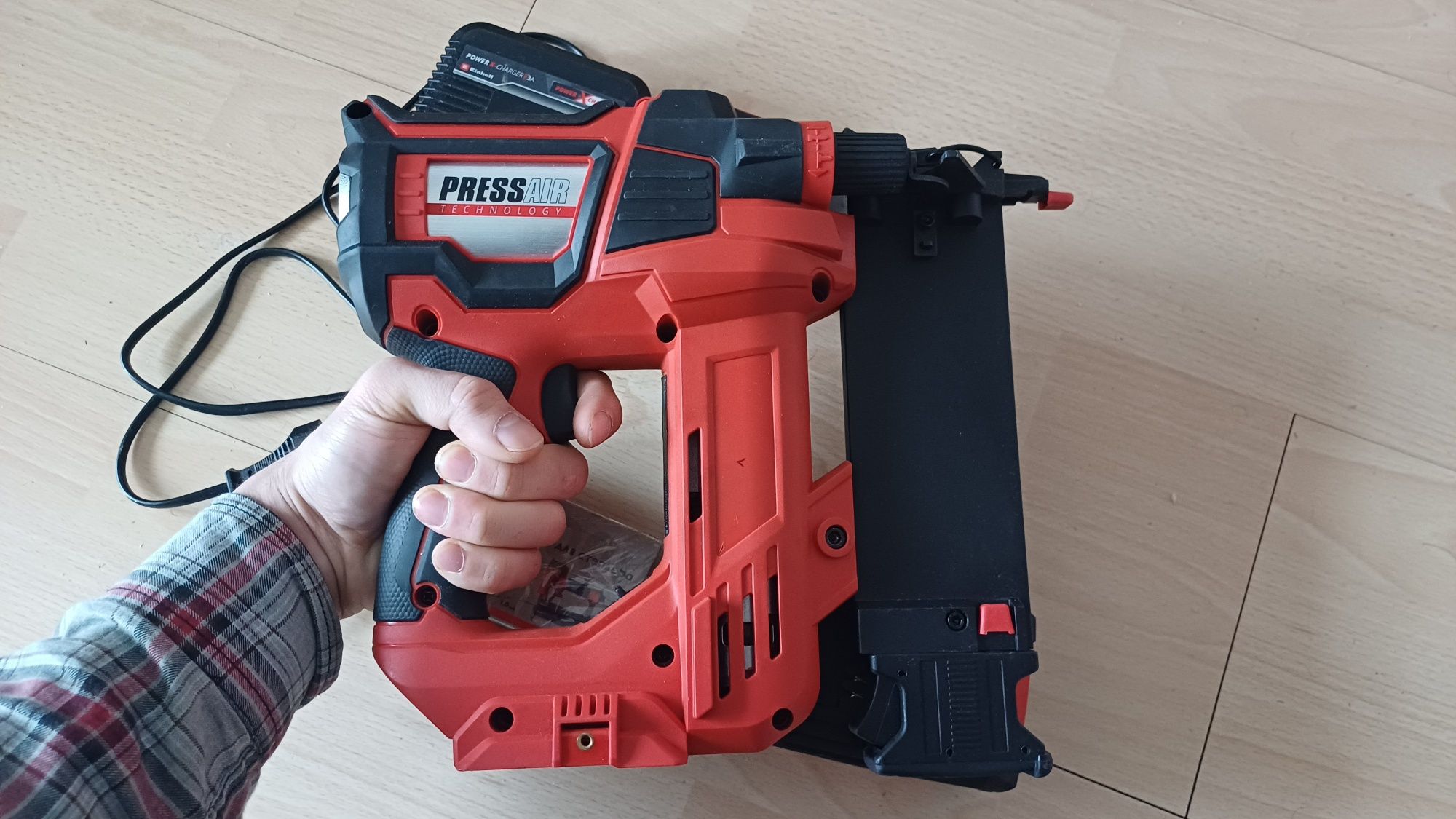 Степлер будівельний Einhell