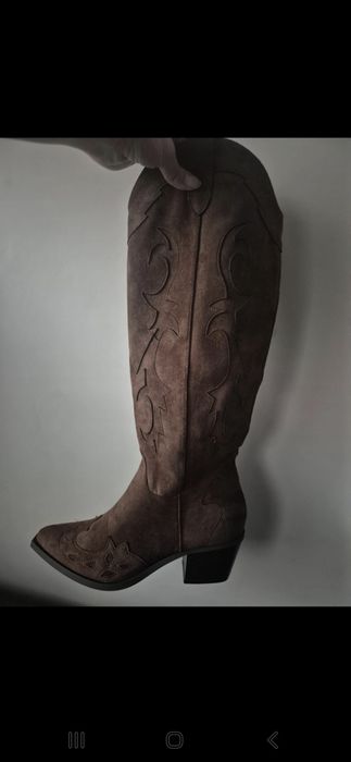 Nowe piękne czekoladowe kozaki kowbojki 38