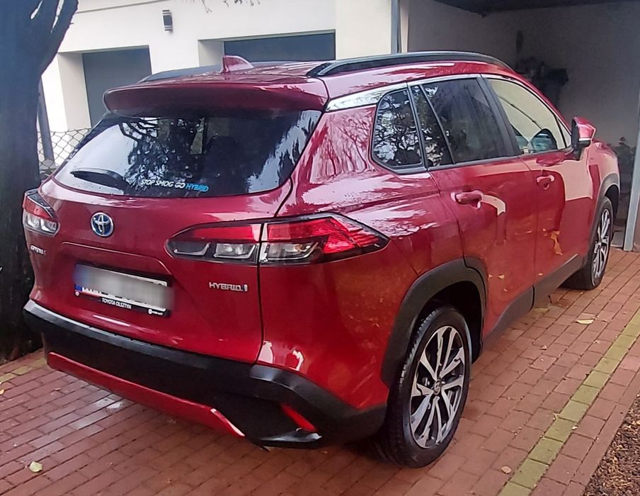 ..:Toyota Corolla Cross 2.0 Hybid + kpl. Opon Michelin zima