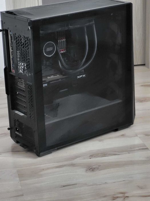 MEGA Komputer z procesorem: Intel Core i3-12100F i XFX Radeon RX 6600