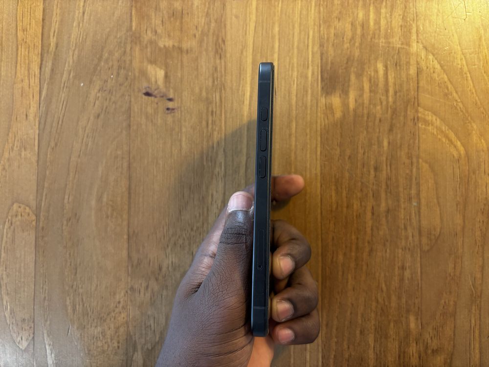 iPhone 16 – Como Novo, com Garantia