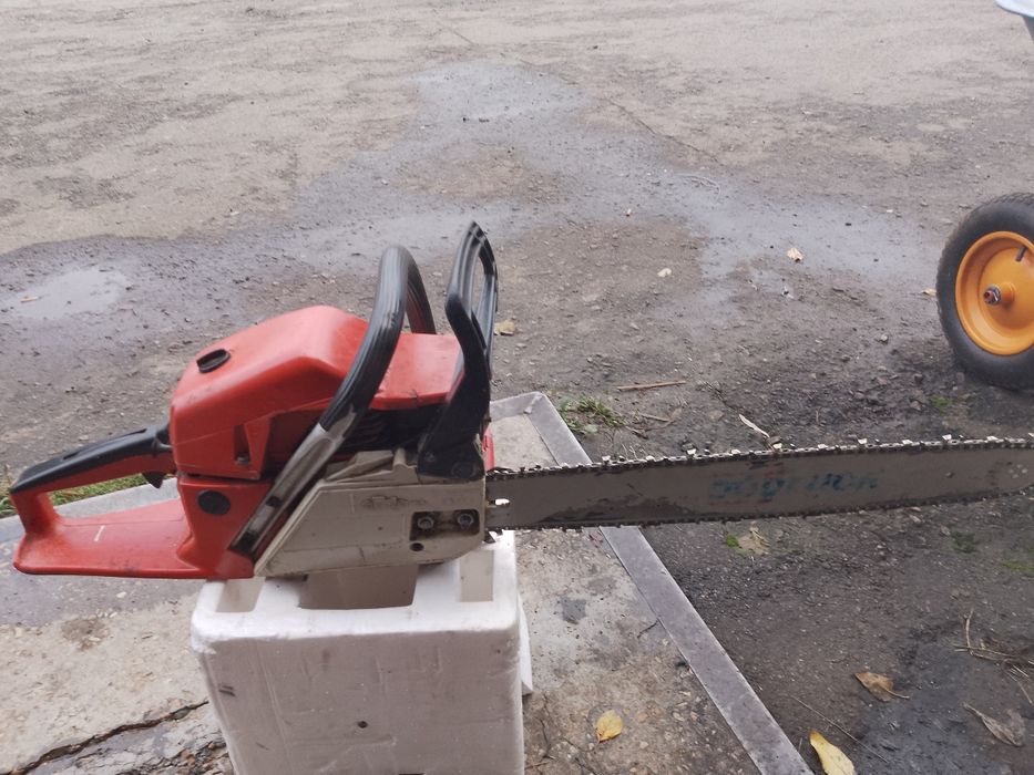 Продам бензопилу GoodLuck 4500