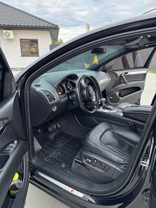Продам Audi Q7 S-Line