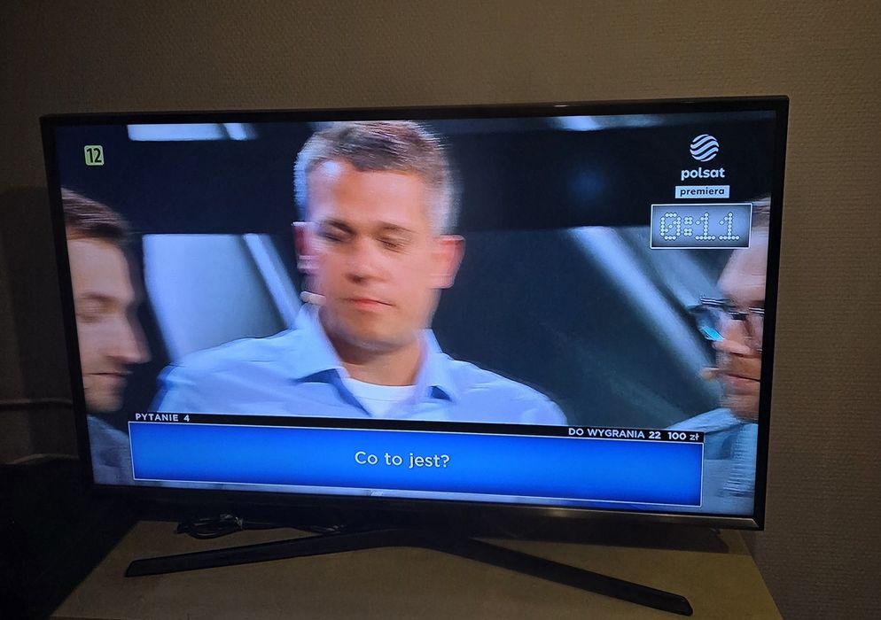 Telewizor Samsung 32 całe Smart