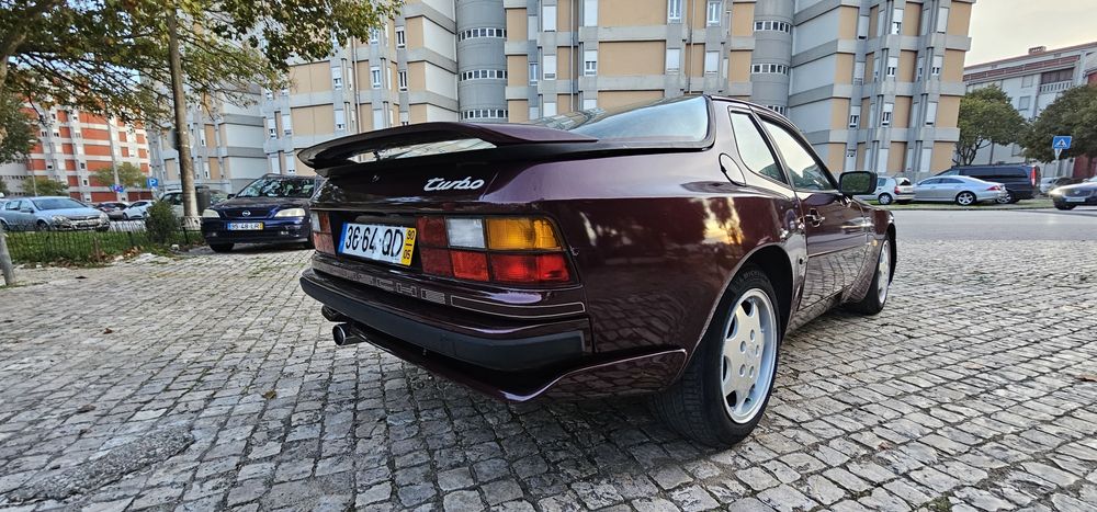 Porsche 944 turbo  250cv
