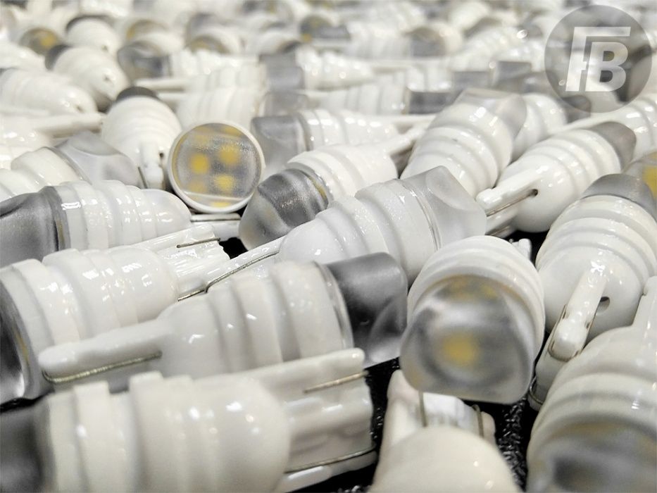 Лампы LED светодиодные T10 W5W габарит поворот номер диодные лампочки