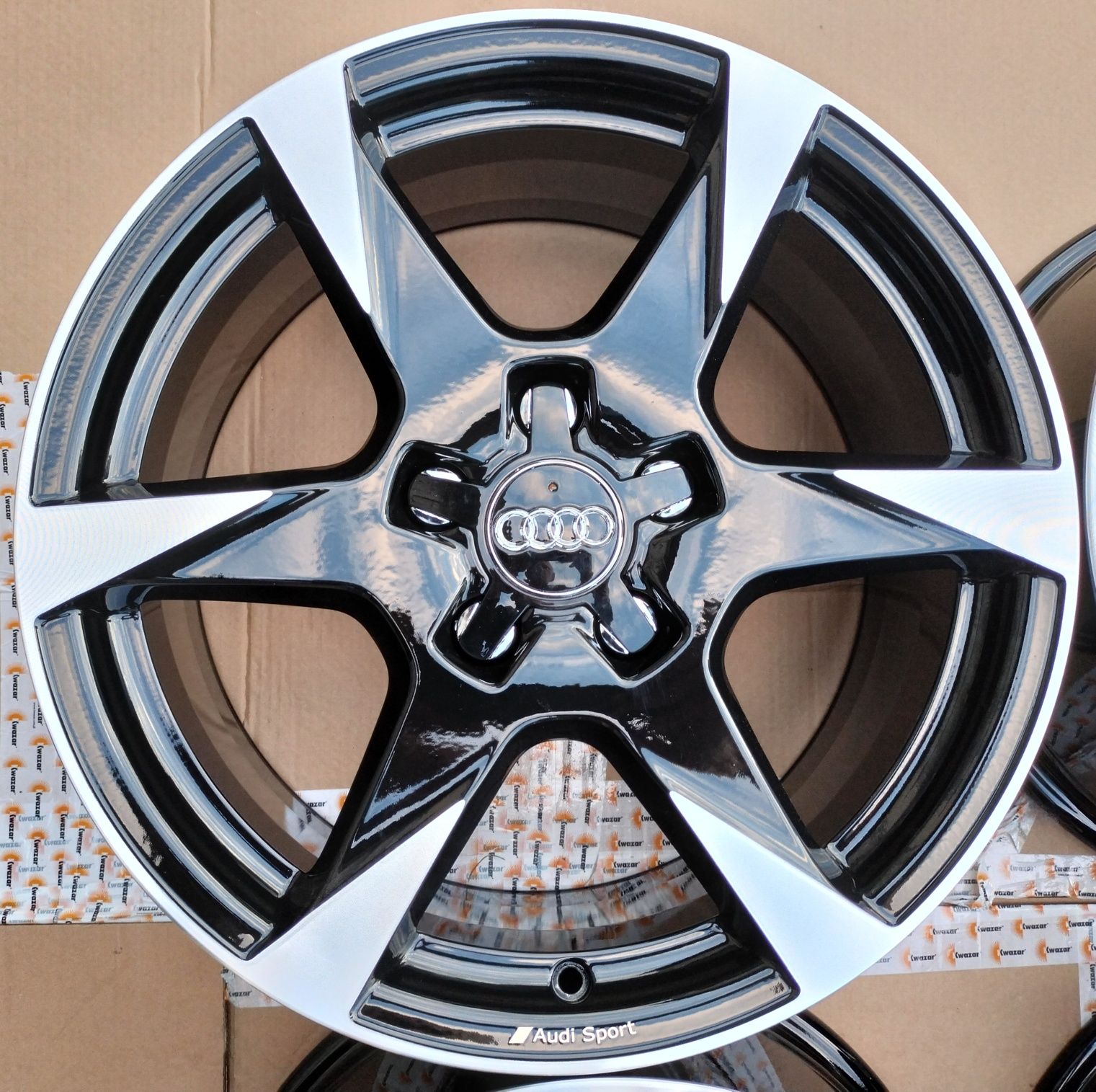 Felgi Oryginał Audi A3 A4 A5 A6 A8 7,5x17 ET45 5x112 8K0