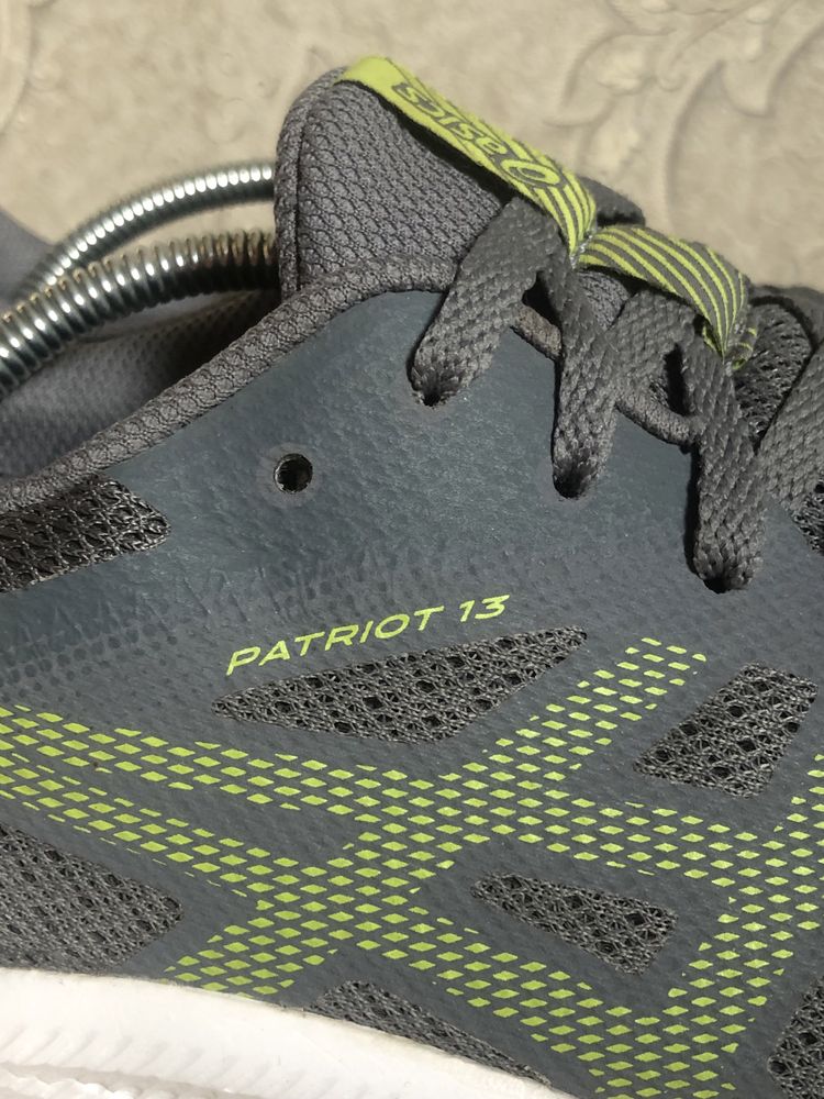 Оригінал! Кросівки Asics Gel для бігу, волейболу. 43 42,5 42 27,5 27