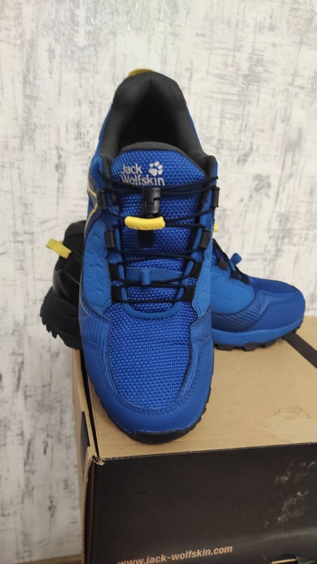 Кросівки Jack Wolfskin Cascade Hike Xt Texapore Low M  42,5(8,5)