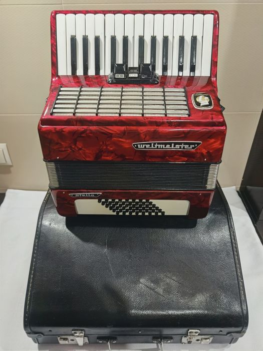 Akordeon Weltmeister Stella 48 basów