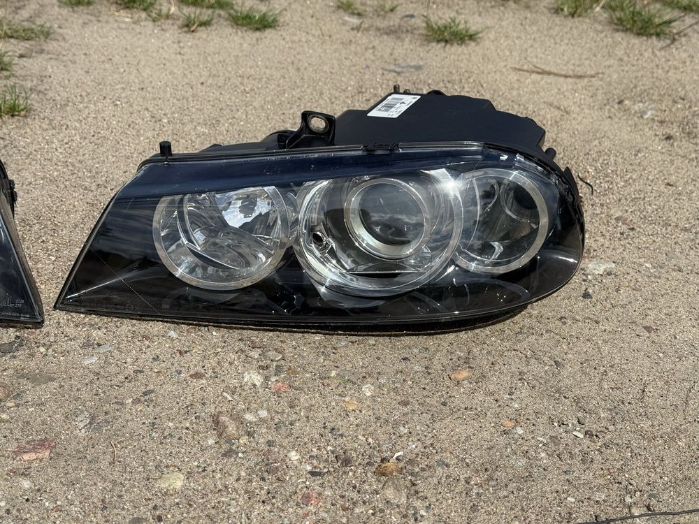 Lampy przednie Alfa Romeo 156 lift xenon EU cale ladne cena za komplet