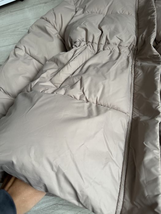 Зимова куртка жіноча