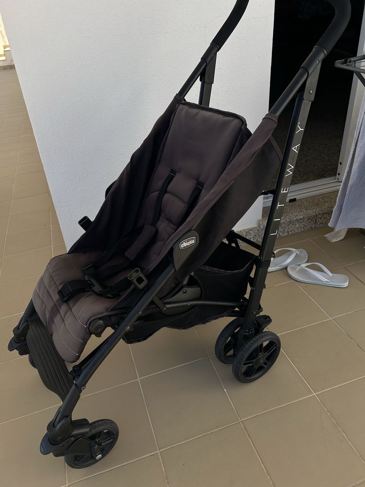 Carrinho de passeio chicco liteway