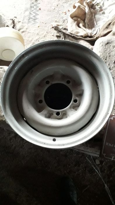 Диски р14 Волга-24. Нива 2121