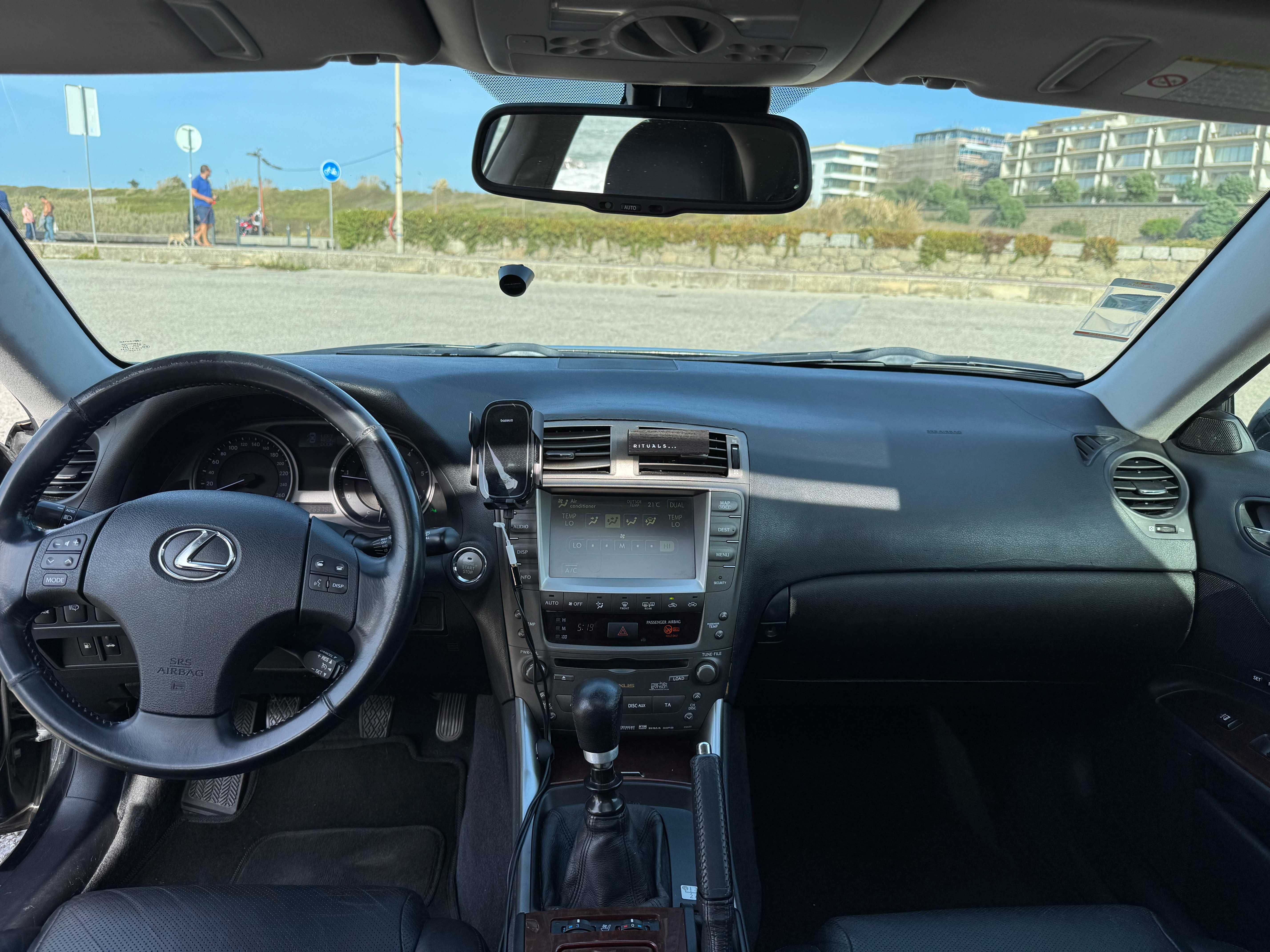 Lexus IS 220d 2007 – Luxury / máxima configuração