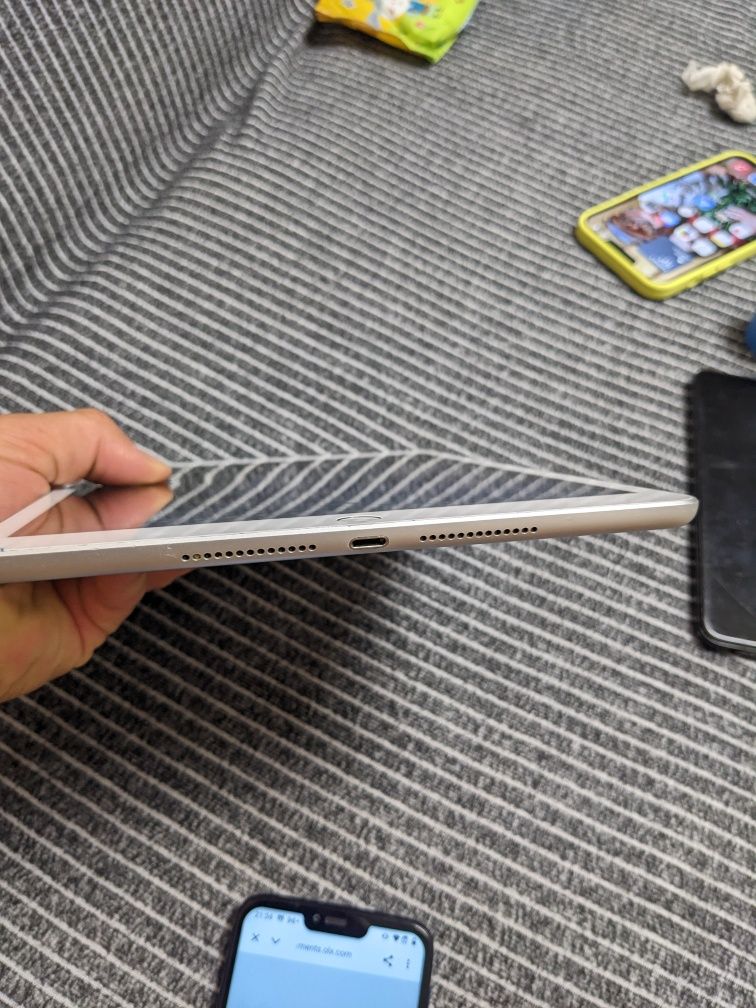 iPad 7 32 ГБ neverlock