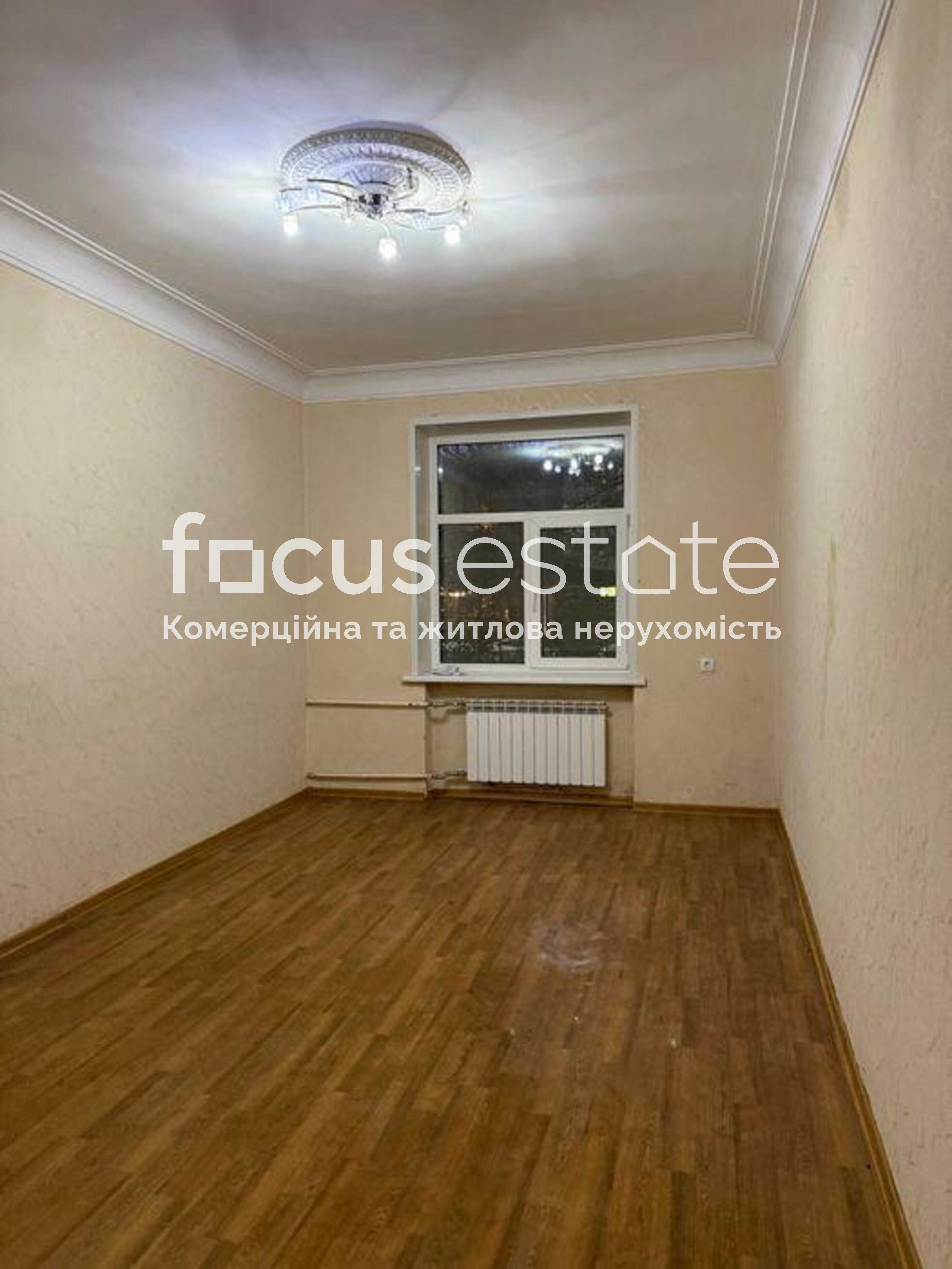 Без %. Центр Києва. м. Печерська. 1 поверх. Двостороннє планування