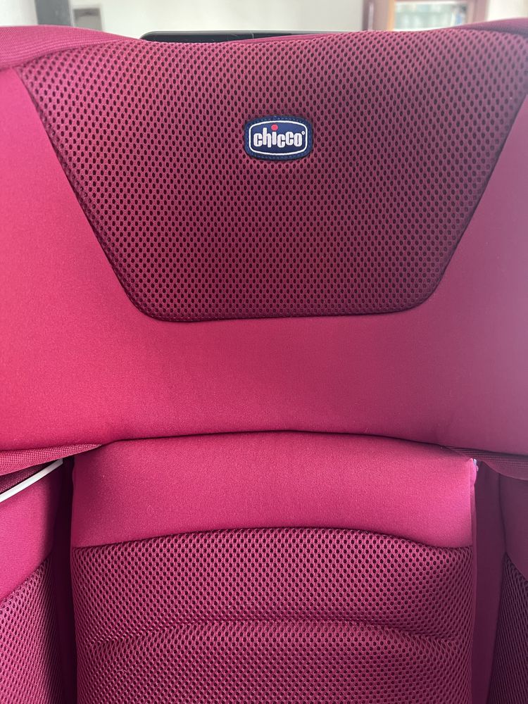 Cadeira-auto Fold&Go i-Size da CHICCO (3 anos-12 anos)