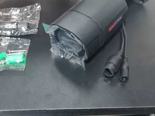 Вулична металева IP камера відеоспостереження 4MP 2.8mm з аудіо Onvif