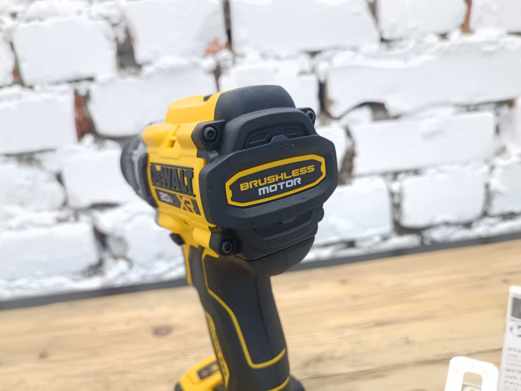 Шуруповерт Dewalt 20v DCD800 MADE IN MEXICO Оригінал
