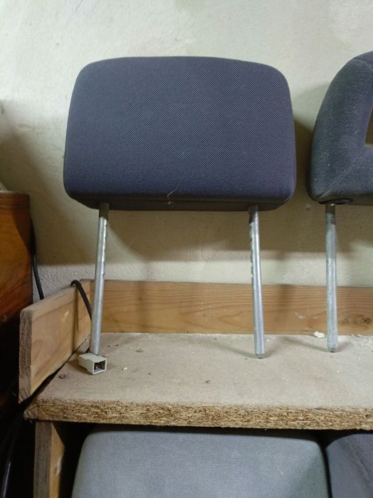 Підголівник Фольксваген шаран Форд галаксі підголовник