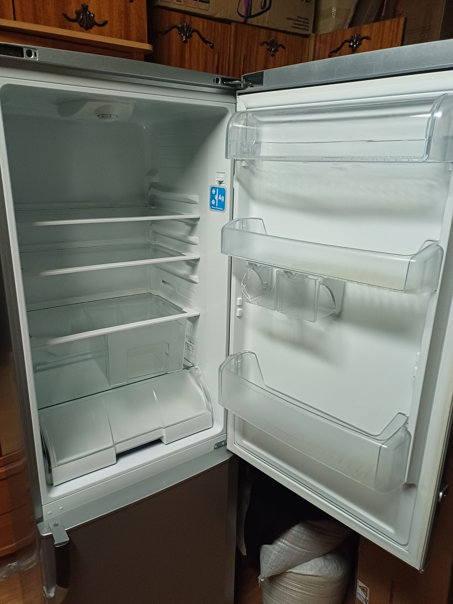 Продаж холодильника BEKO