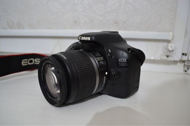 Фотоаппарат Canon EOS 550d (пробег 12к) kit 18-55
