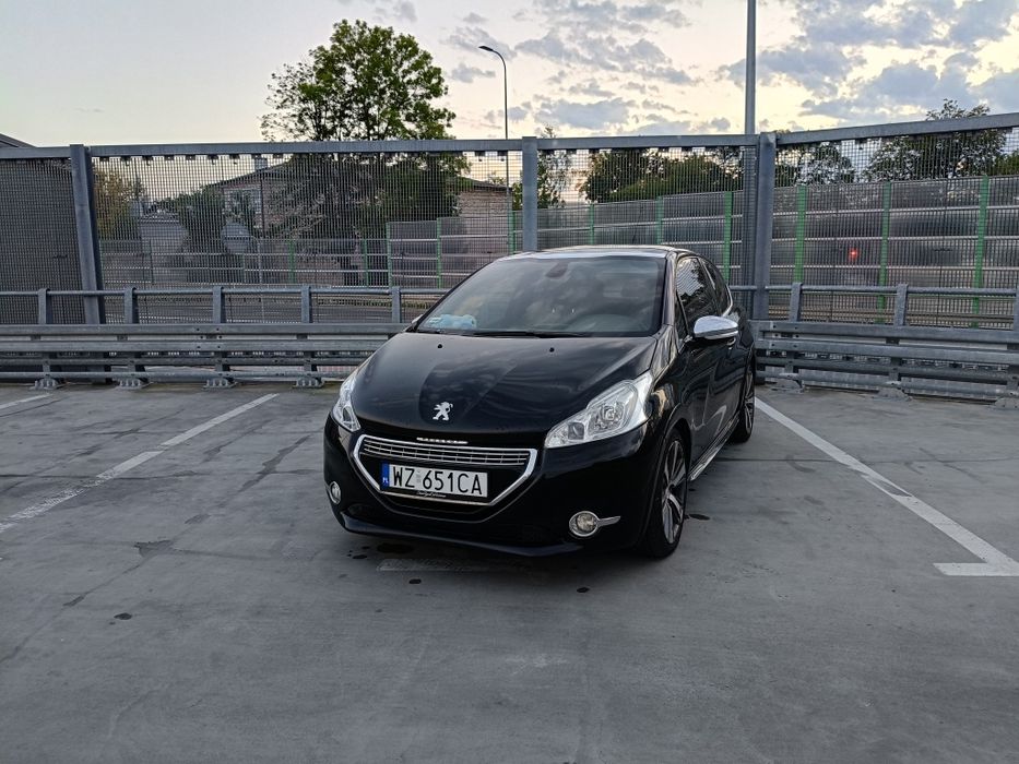 Peugeot 208 xy 2013