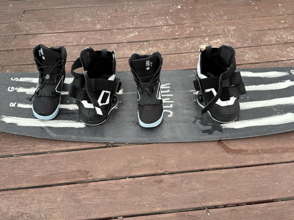 Wakeboard Wiązania liquid force 44-45