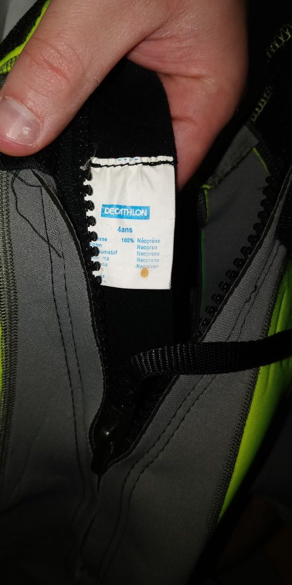 Дитячий гідрокостюм DECATHLON