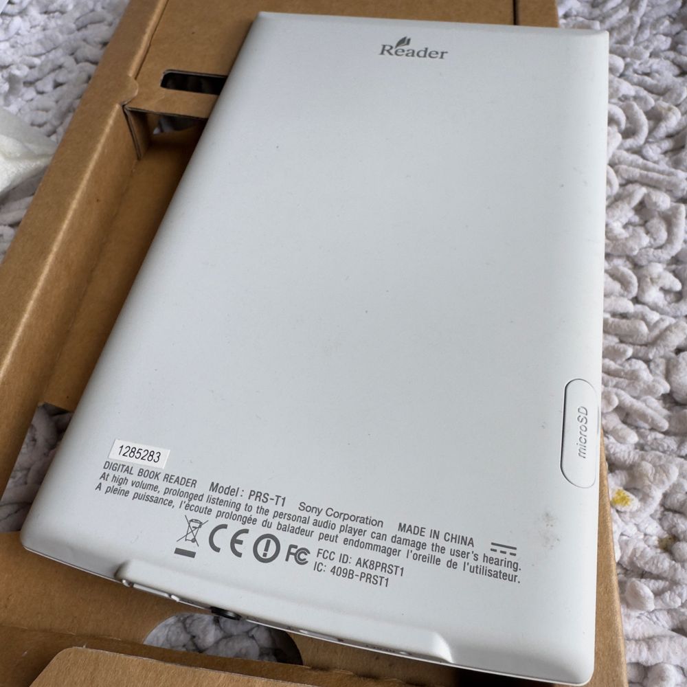 Czytnik Sony Reader PRS-T1