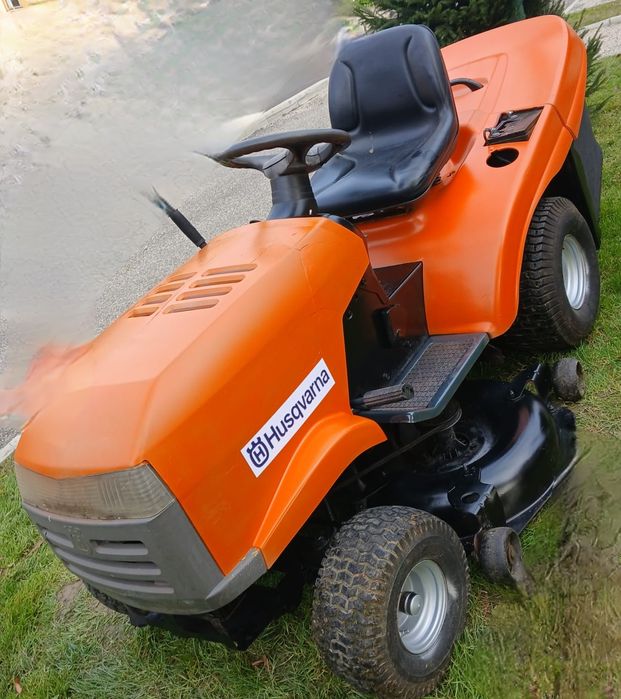 Trator corta relva Husqvarna