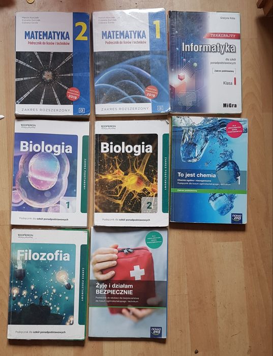 Podręczniki technikum i szkoła podstawowa
