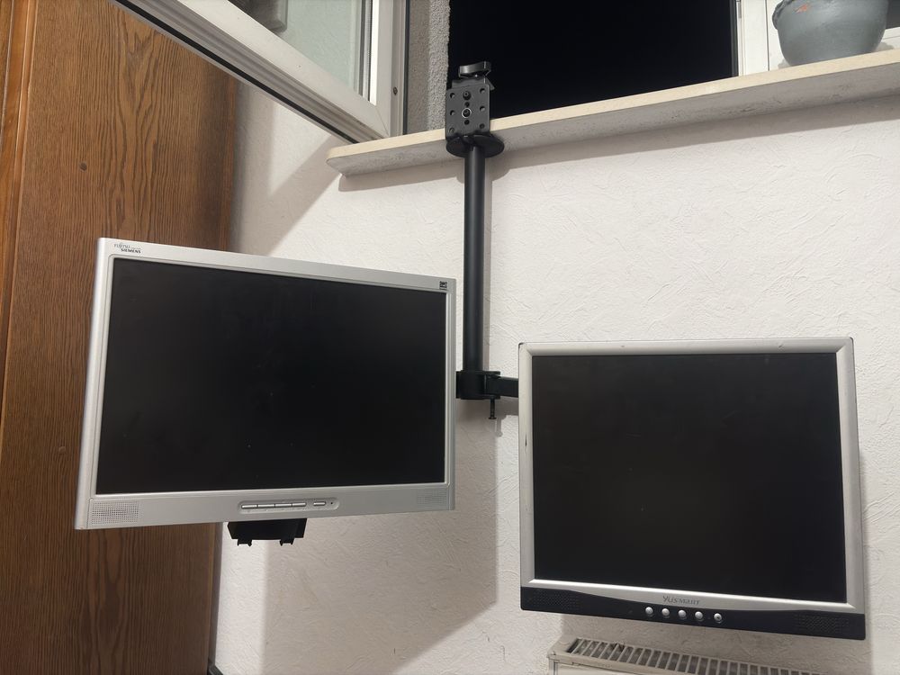 Statyw na 2 Monitory + 2 Monitory